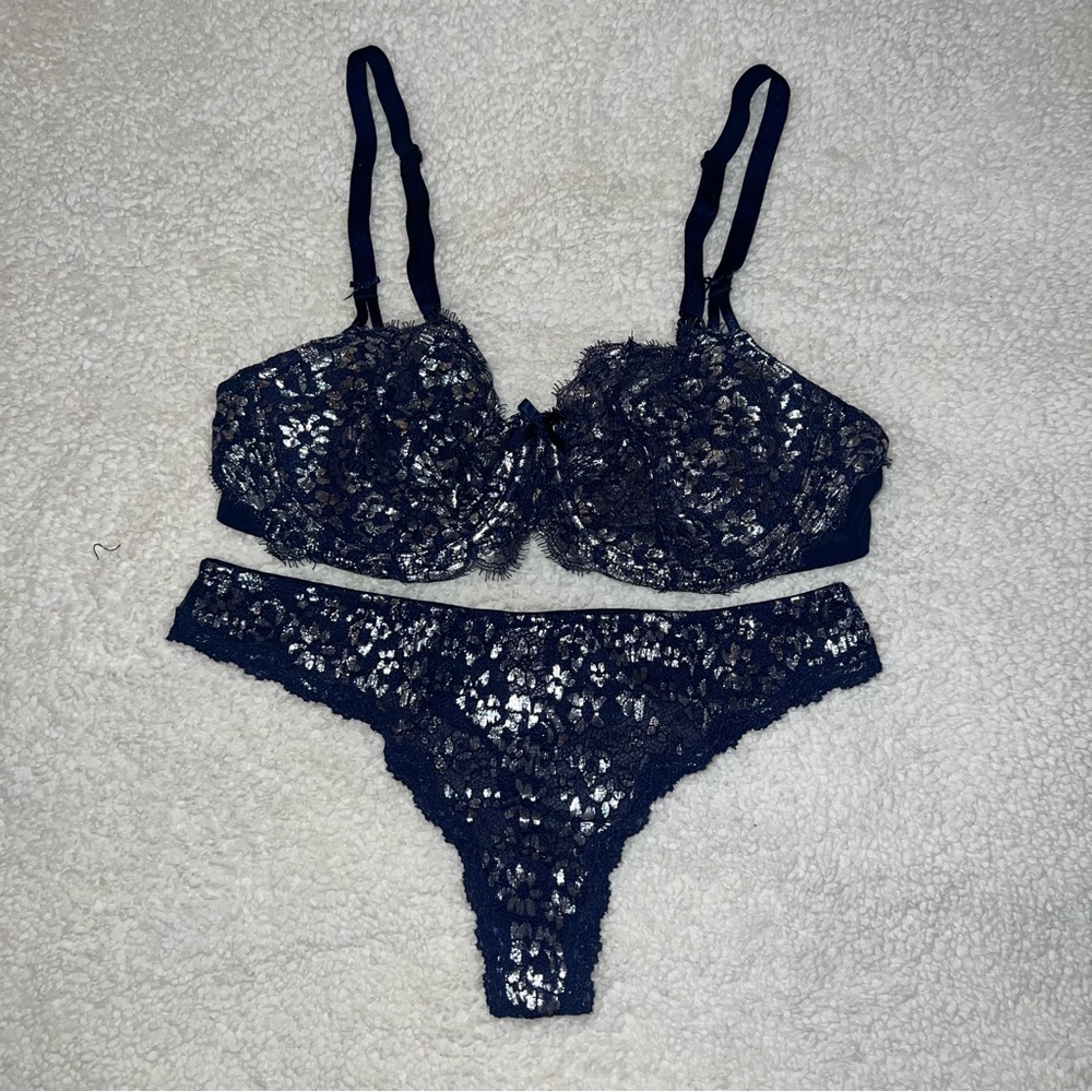 🪩NWOT🪩 Victorias Secret Lace underwire bra set